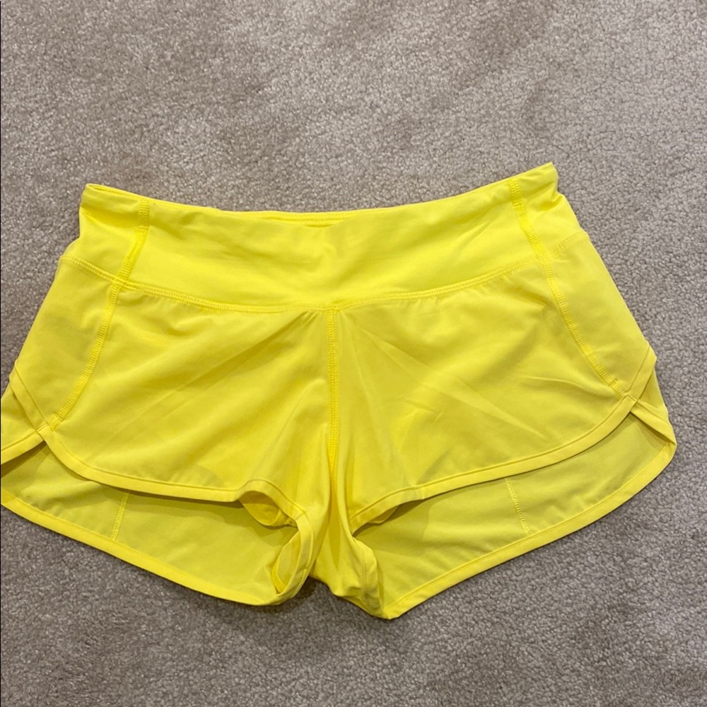 Lululemon Yellow Women's Speed Up 2.5 Shorts